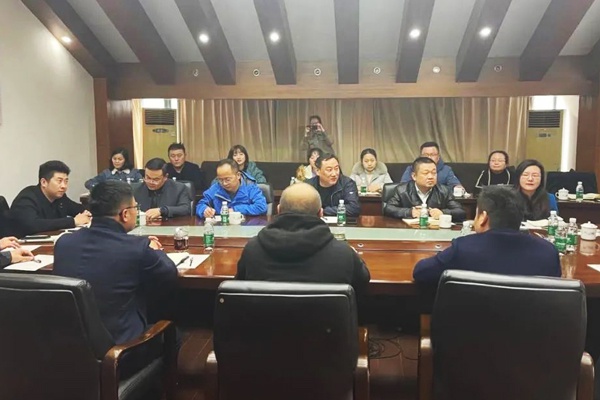 南昌市政建設(shè)集團江西中慧公司調(diào)研學習2-600400.jpg