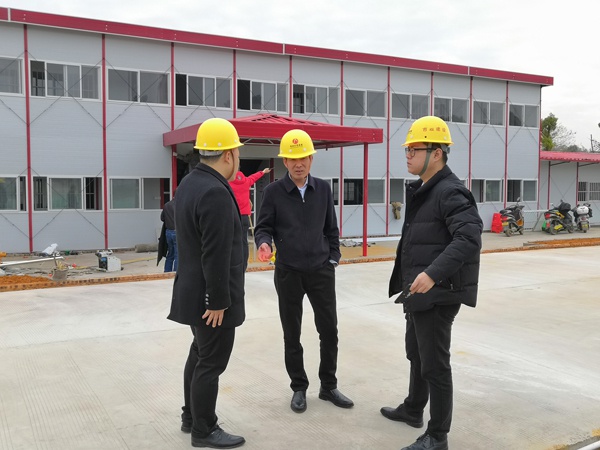 南昌市政建設(shè)集團(tuán)黨委副書記張世東南昌縣人才公共實訓(xùn)基地6001.jpg