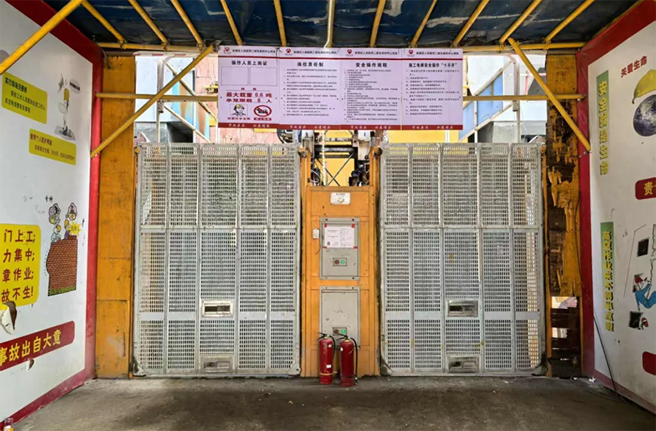 南昌市政建設(shè)集團有限公司緊急開展強對流天氣專項安全檢查，全面排查設(shè)備加固、用電安全、排水防澇及應(yīng)急物資，筑牢極端天氣施工安全防線